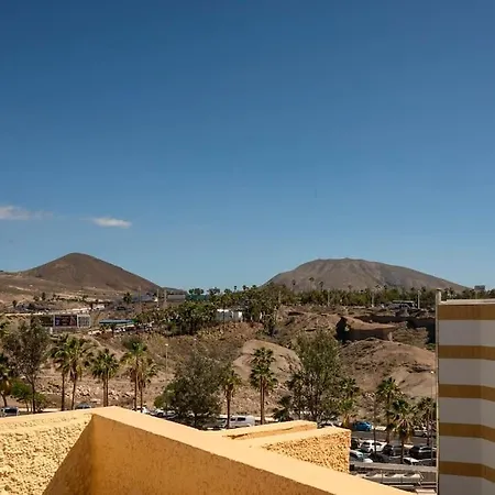 公寓 Piso Con Terraza Y Vistas Cerca De La Palya *