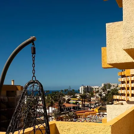 Piso Con Terraza Y Vistas Cerca De La Palya 公寓